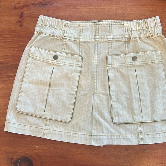 Free People Denim Wash Cargo mini skirt SZ 6 Khaki Yellow Bohemian pockets - Picture 6 of 14